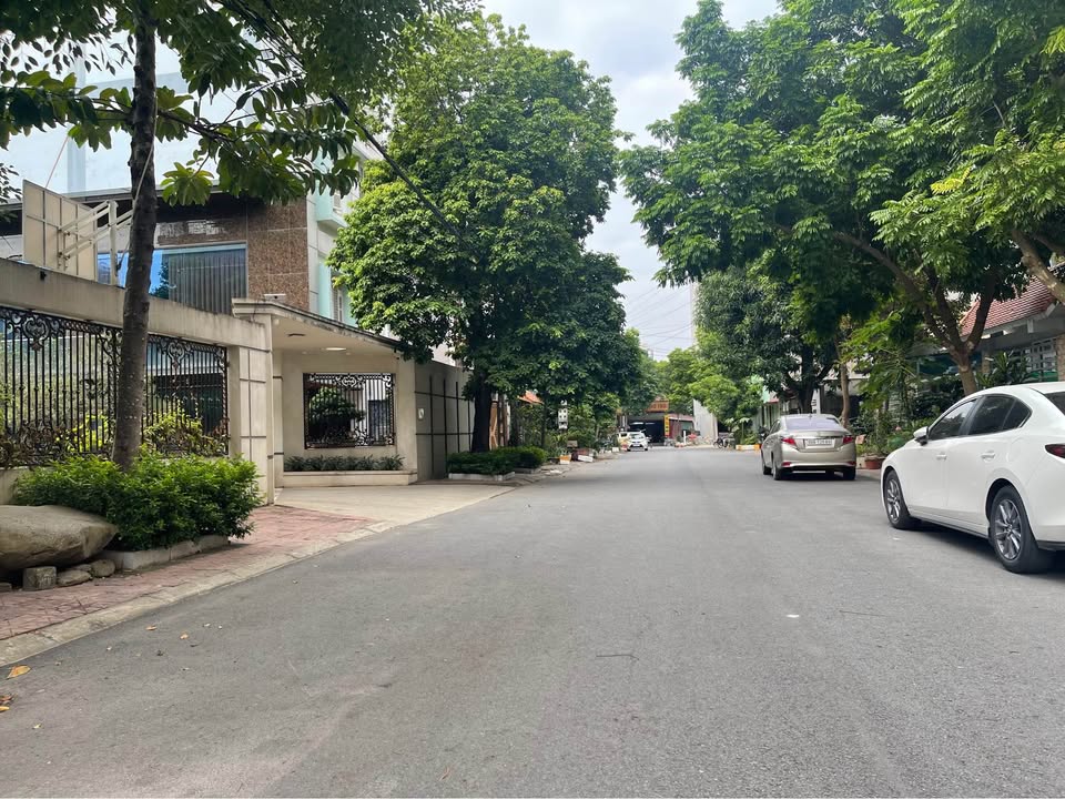 Đất nền Vĩnh Yên 100m² giá 4 tỷ - Đường Ngô Gia Tự, tiện ích đầy đủ!