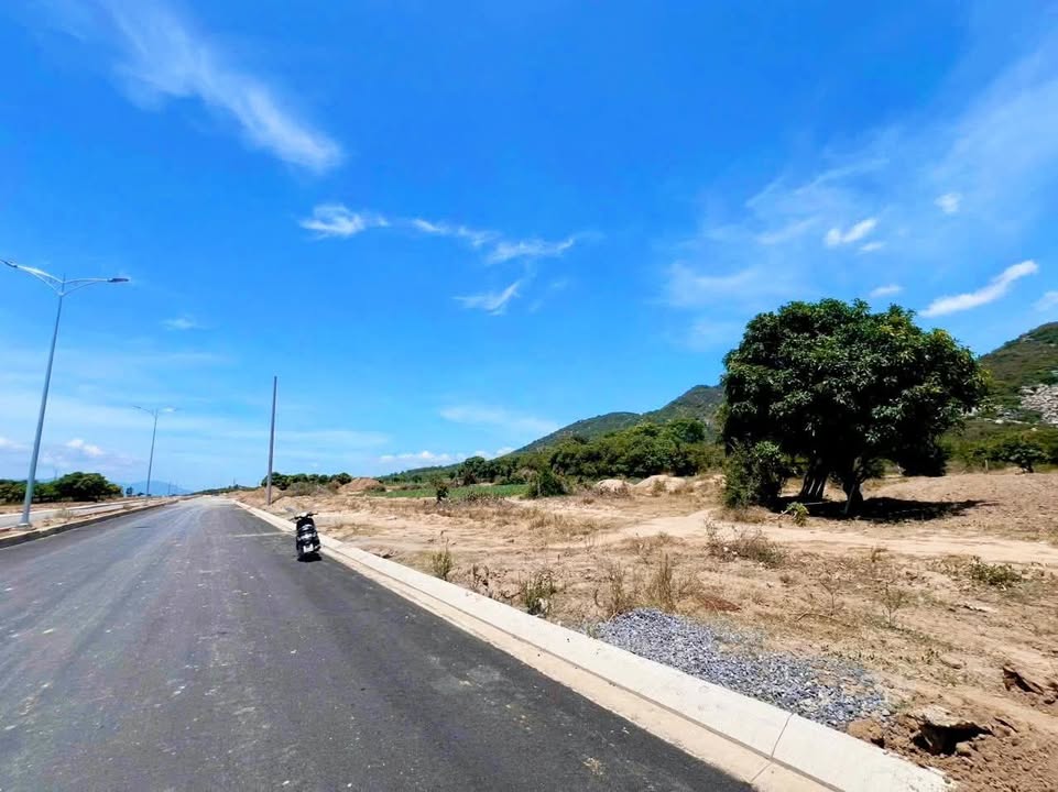 Đất nền Cam Phúc Nam 1440m² giá 800 triệu - Cách đường Lê Duẫn chỉ 200m!