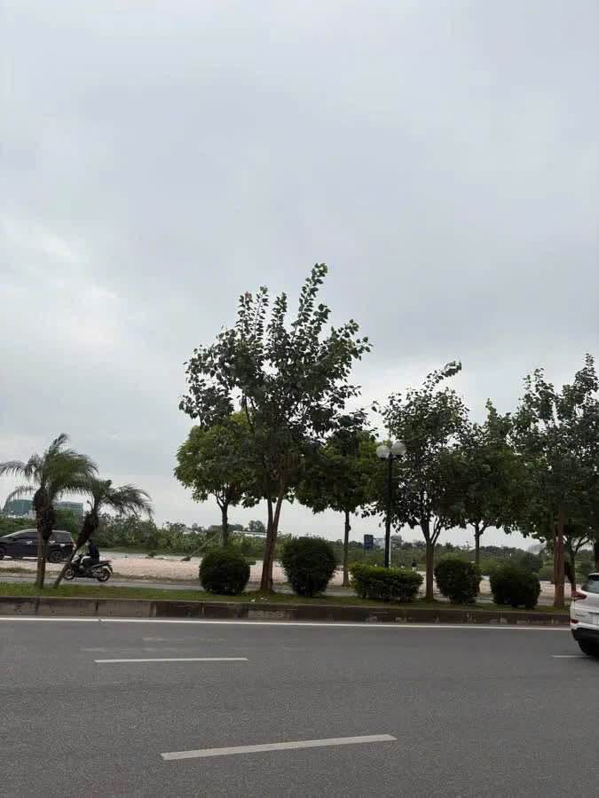 Đất Bồ Đề Long Biên 75m² giá 18 tỷ - Tiềm năng sinh lời cao!