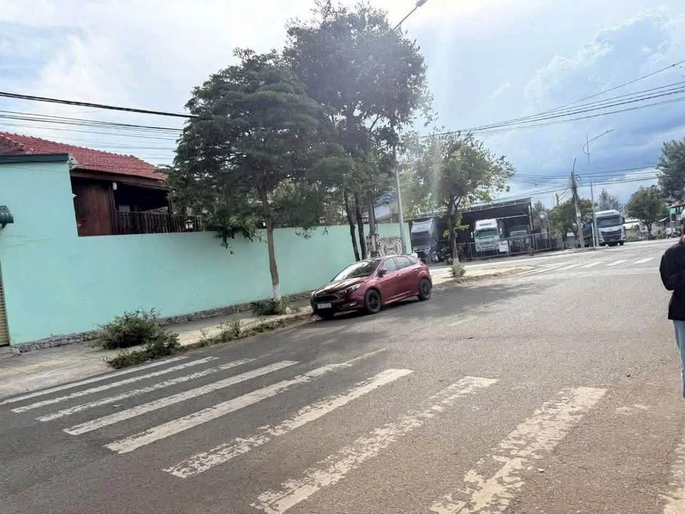 Nhà cấp 4 đẹp 136.5m² tại Thị Trấn Liên Nghĩa, Giá 4.6 tỷ - An ninh tốt, kinh doanh thuận lợi!