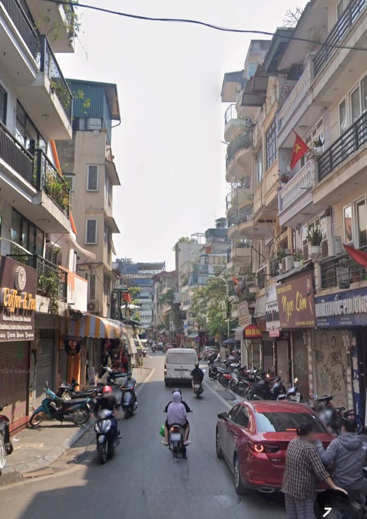 Nhà phố cổ Đinh Liệt, Hoàn Kiếm 57m² giá 27 tỷ - Khu ẩm thực sầm uất!