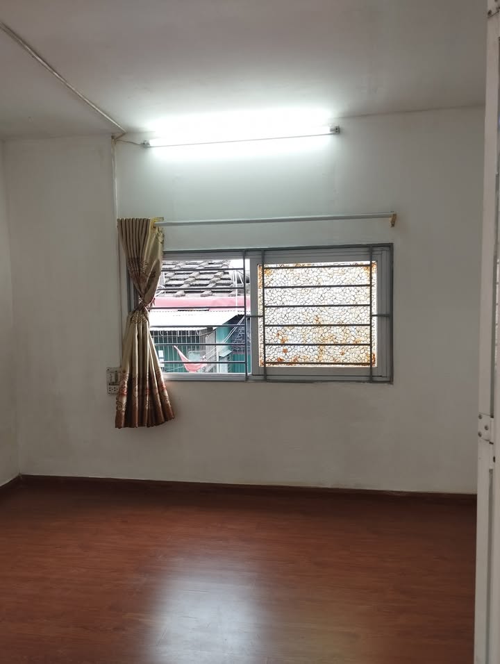 Căn hộ tập thể Vạn Phúc Hà Đông 43m² - Sổ đỏ chính chủ, giá thỏa thuận!