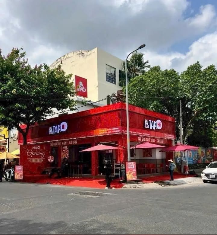 FrontHouse 87 Cửu Long, Q.10 - Diện tích 76m², Giá 35 tỷ - Đầu tư sinh lời ngay!