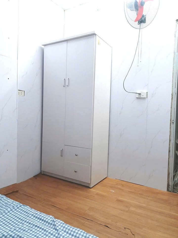 Phòng trọ cho thuê tại Ngõ 68, Cầu Giấy, 2.2 triệu - Tiện nghi đầy đủ, sẵn sàng vào ở!