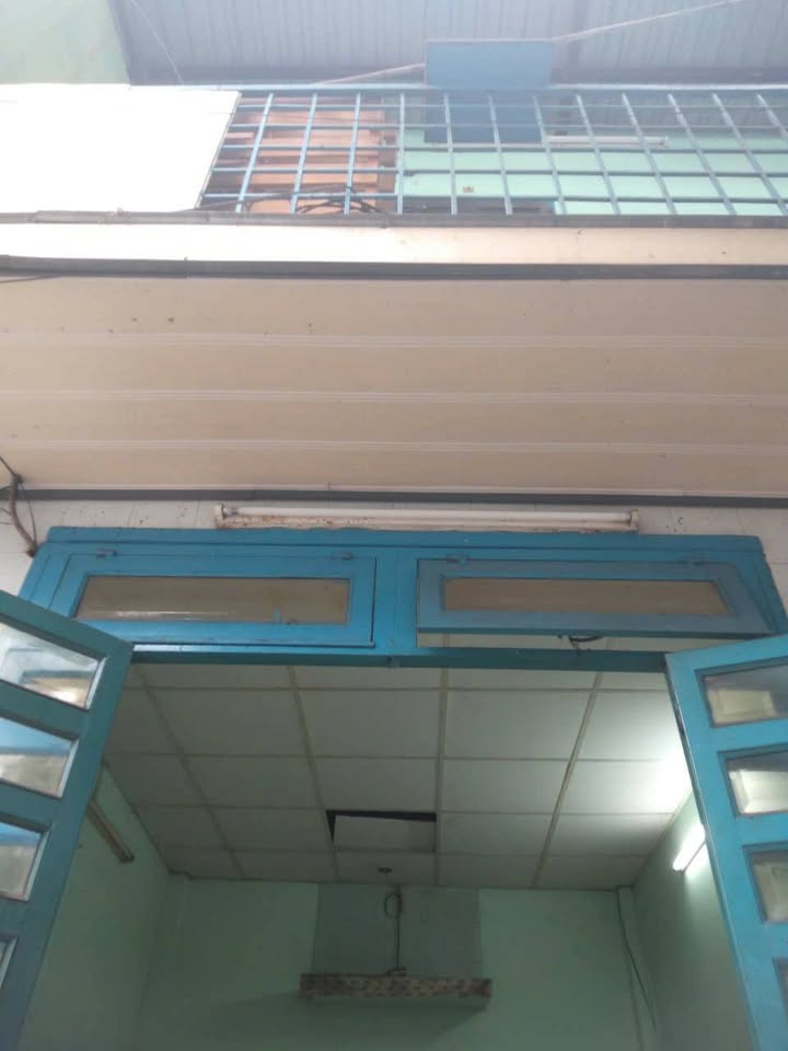 Nhà nguyên căn 18m² hẻm 409 Nguyễn Trọng Tuyển, Tân Bình - Giá chỉ 7 triệu/tháng!