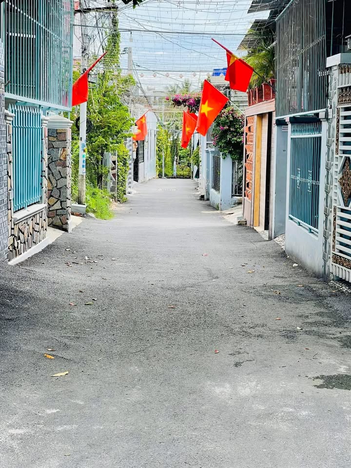 Đất thổ cư Cam Phú, Cam Ranh 134m² giá 2 tỷ - Đường ô tô, tiện ích đầy đủ!