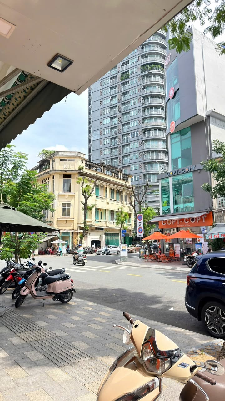 FrontHouse đường Yersin, Q1 71m² - Giá chỉ 36 tỷ, cơ hội đầu tư tuyệt vời!