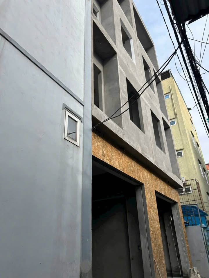 Bán nhà 4 tầng liền kề ngõ Bà Triệu, 48m² giá 4 tỷ - Vị trí trung tâm đắc địa!