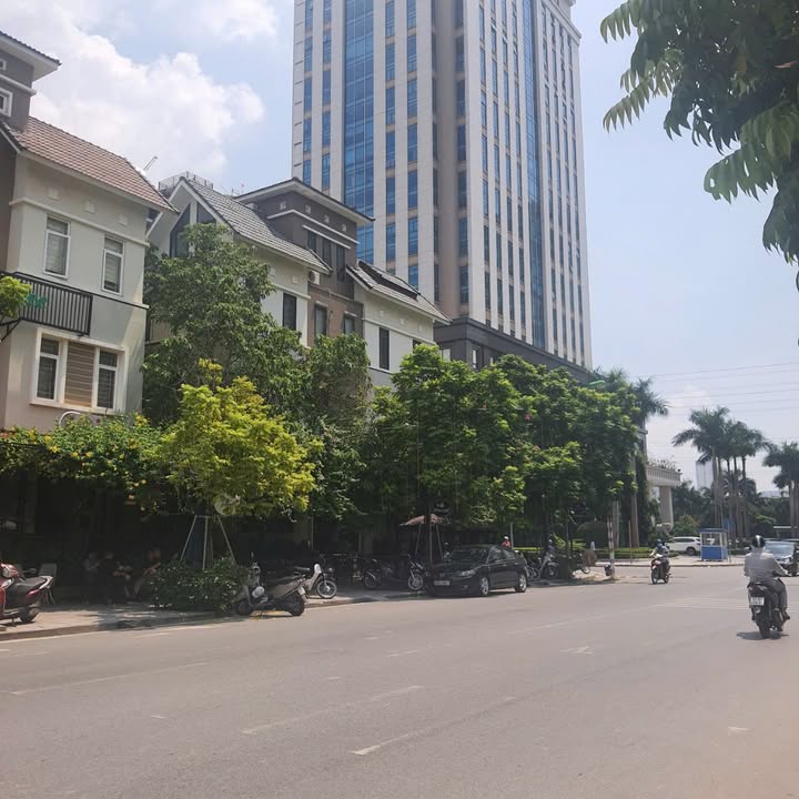 Nhà phố cho thuê BT An Khánh - 185m² giá 30 triệu - Phù hợp mở văn phòng, spa!