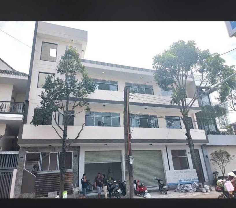 Nhà cho thuê mặt tiền đường Nguyễn Văn Linh, Sóc Trăng - Thiết kế hiện đại, giá tốt!