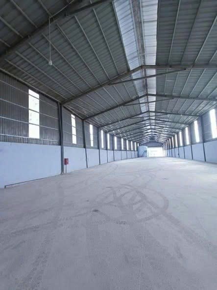 Cho thuê nhà xưởng mặt tiền đường 747B - Khánh Bình, Bình Dương 1800m² - Vị trí đắc địa, giao thông thuận lợi!