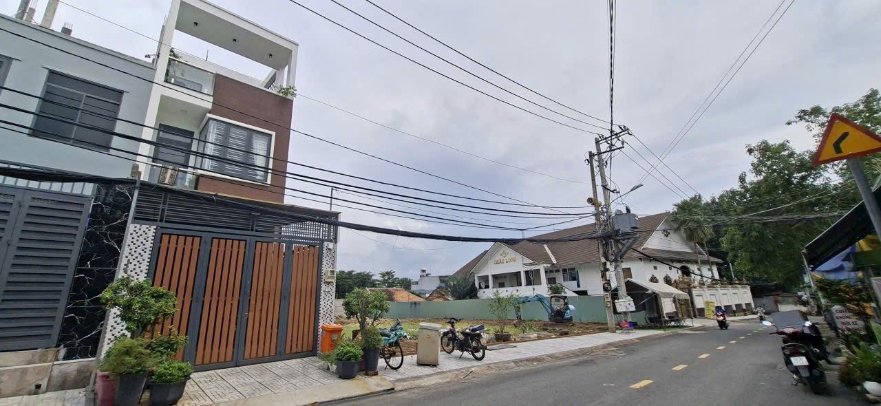 Đất nền mặt tiền Lã Xuân Oai, Quận 9, 88m² giá 7.6 tỷ - Cơ hội đầu tư sinh lời!