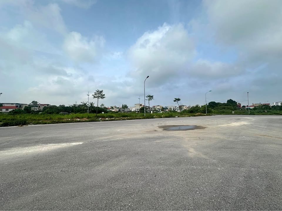 Đất nền Đông Hương 100m² giá 3.6 tỷ - Bán gấp, chính chủ!