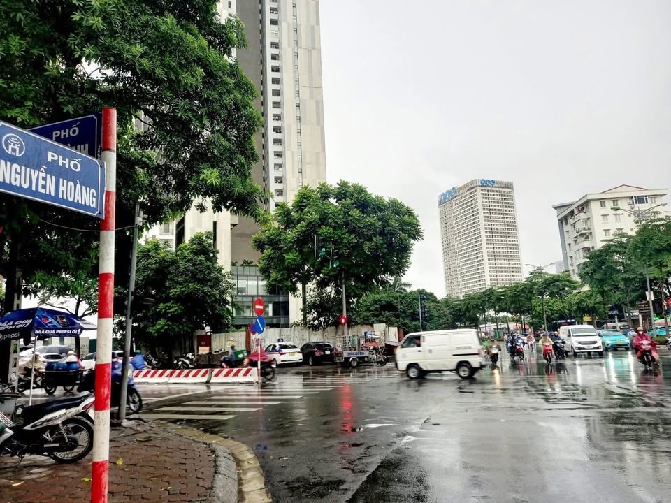 Nhà mặt phố Nguyễn Hoàng 78m² giá thỏa thuận - Dòng tiền cao, vị trí đắc địa!