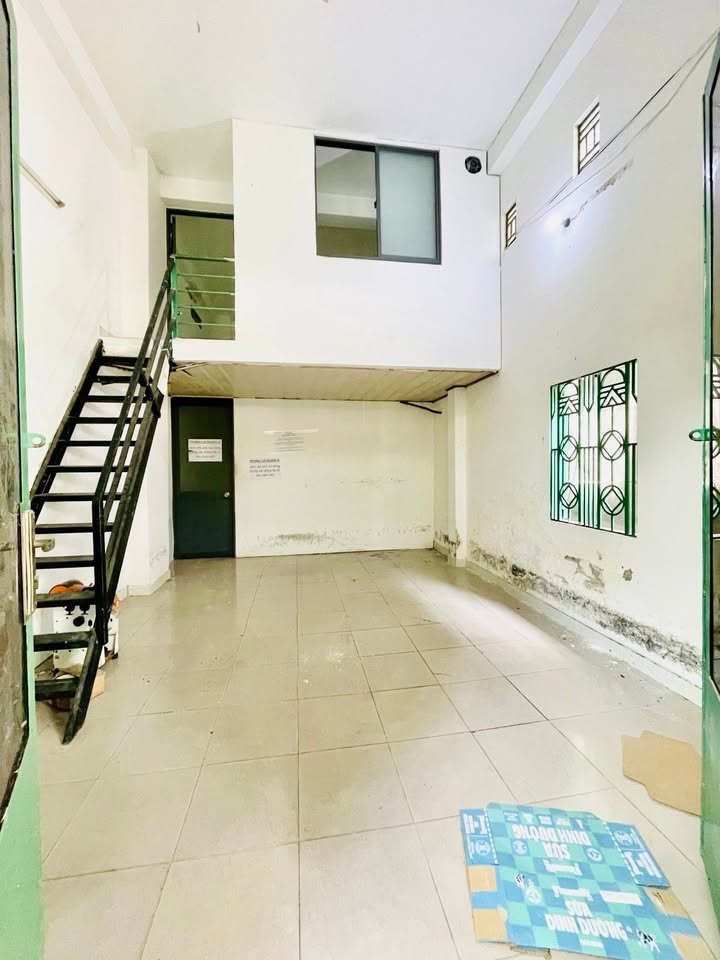 FrontHouse khu Tân Thuận Quận 7 97m² giá 17.8 tỷ - Dòng tiền ổn định 500 triệu/năm!