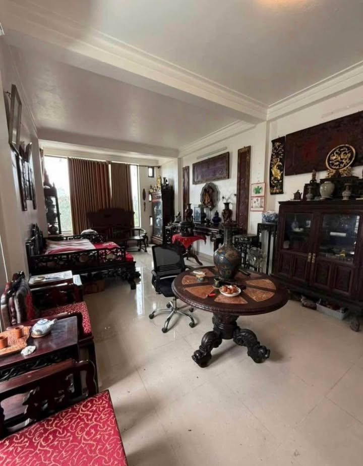 Nhà phố cổ Hoàng Văn Thụ, Nam Định 220m² giá 14 tỷ - Cơ hội đầu tư sinh lời!