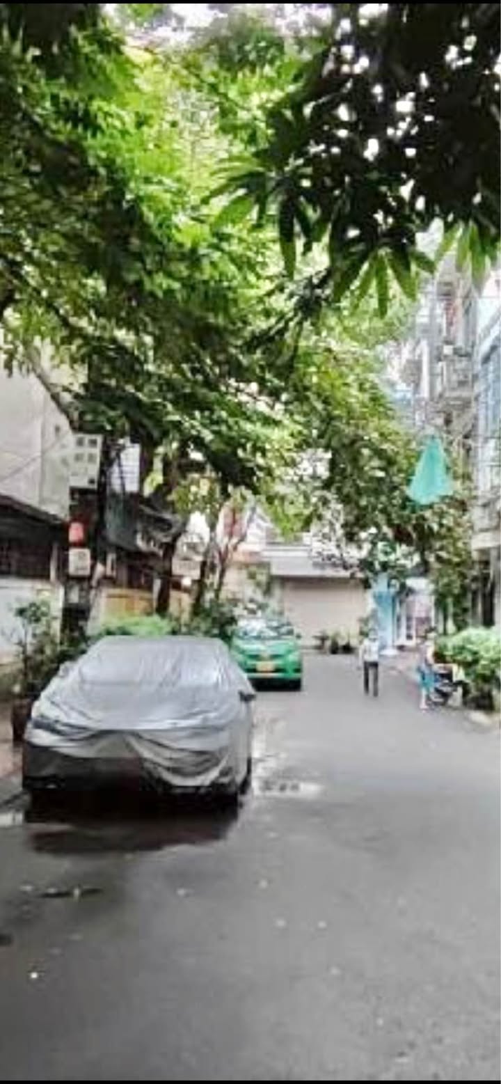 Nhà mặt phố Lạc Trung 63m² giá 15.8 tỷ - Vị trí đắc địa kinh doanh