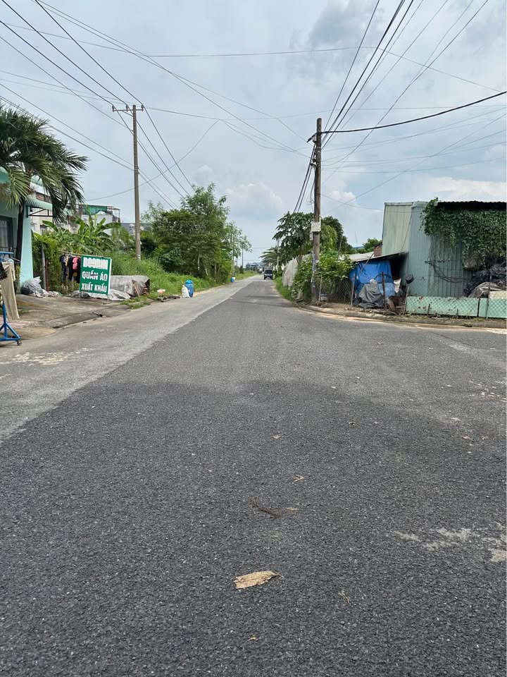 Đất nền KDC Tứ Hải Dĩ An 300m² giá 8.7 tỷ - Cơ hội sở hữu giá tốt!