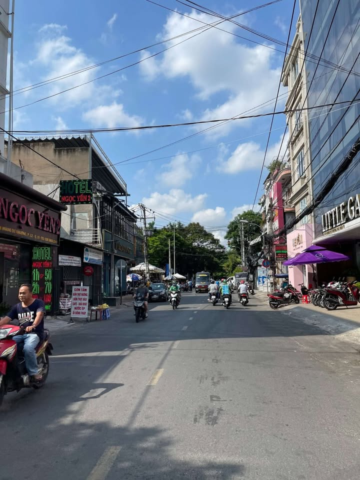 Nhà mặt tiền quận 10, 168m² chỉ 55 triệu - Kinh doanh đa ngành nghề