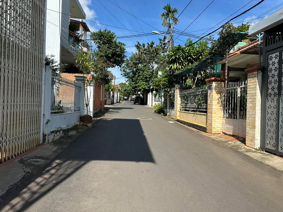 Nhà C4 mặt đường Trần Quang Khải BMT 60m² giá thỏa thuận - Vị trí đắc địa, thu nhập ổn định!