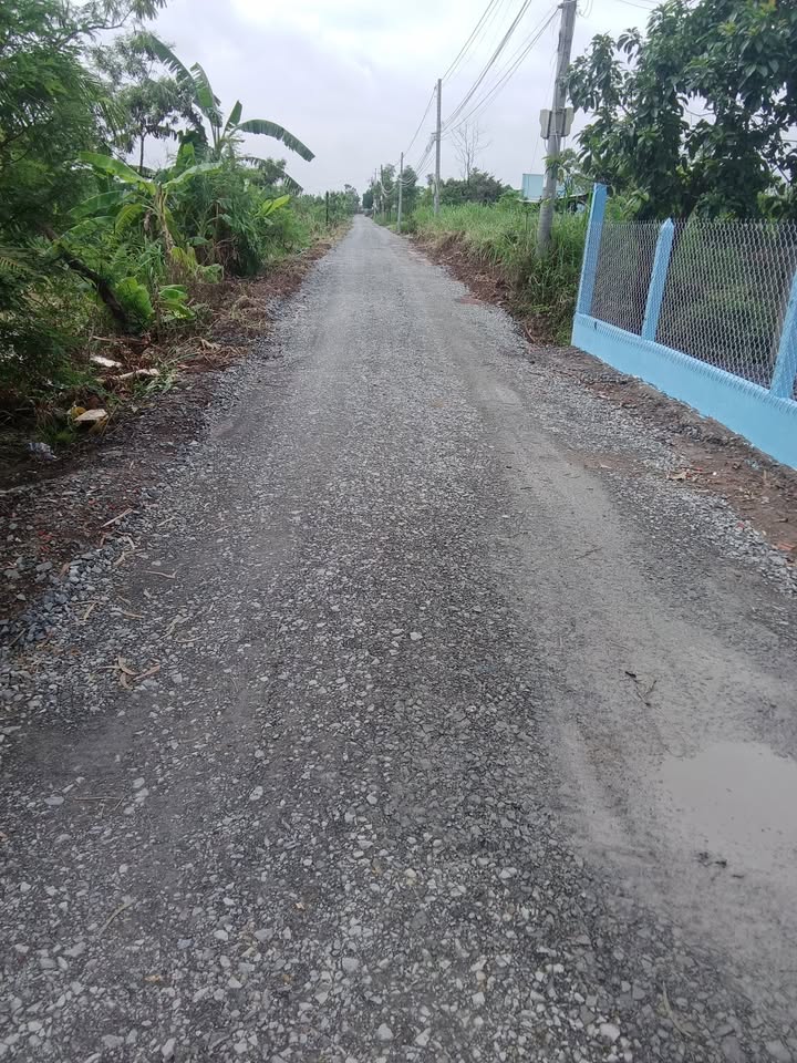 Nhà riêng Kênh Ngang, Kiểng Phước, 297m² giá 899 triệu - Cơ hội đầu tư tuyệt vời!