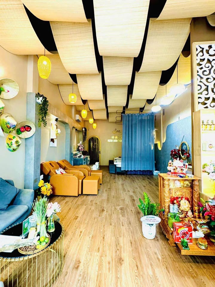 Nhà phố cho thuê mặt tiền Trần Quốc Toản, Hải Châu - Diện tích 75m², giá chỉ từ 20 triệu/tháng!