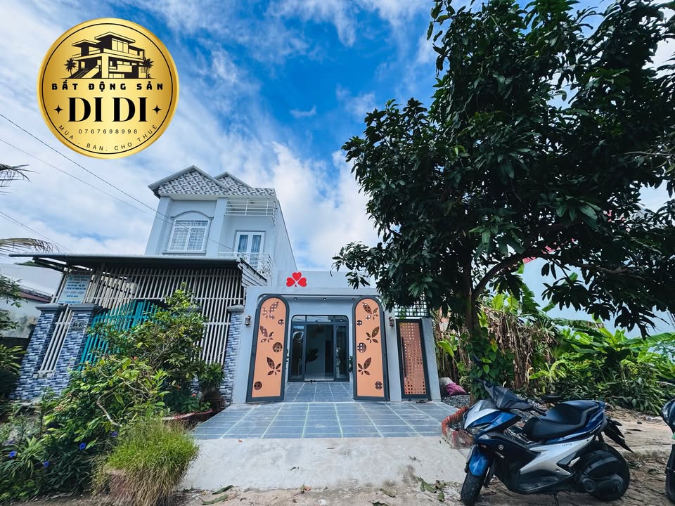 Nhà mặt tiền đường Ngô Sĩ Liên, Rạch Giá 153m² giá 3.3 tỷ - Vị trí đắc địa gần trung tâm!