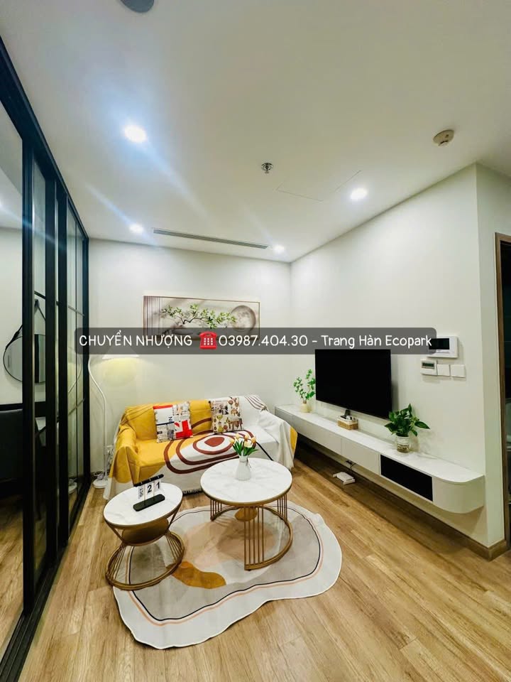 Căn hộ Onsen Ecopark 32m² giá 3 tỷ - Nội thất hiện đại, sẵn sàng ở!