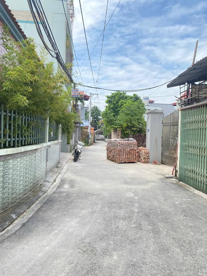 Nhà 2 Tầng Đa Tốn, Gia Lâm 50m² giá 4 tỷ - Đầu tư sinh lời ngay!