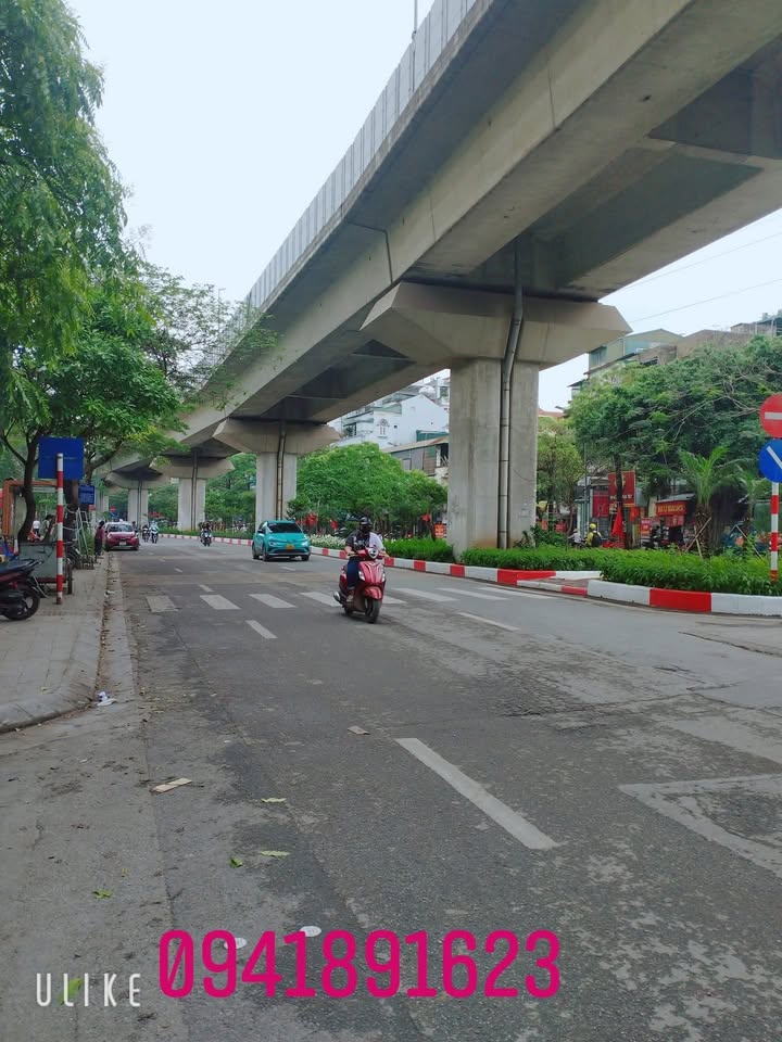 Cho thuê mặt phố Hoàng Cầu Đống Đa 45m² - Vị trí đẹp, kinh doanh lý tưởng!