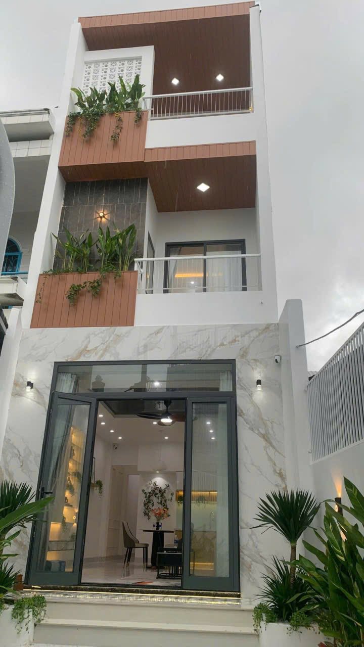 Nhà phố Đà Nẵng 82m² giá 4.7 tỷ - Đầu tư cho thuê siêu hiệu quả!