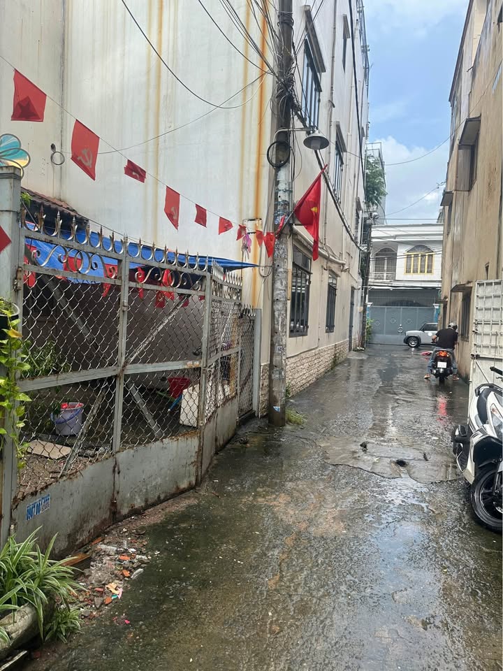 Lô đất Gò Vấp 70.55m² giá 7.1 tỷ - Vị trí đẹp, gần mặt tiền!