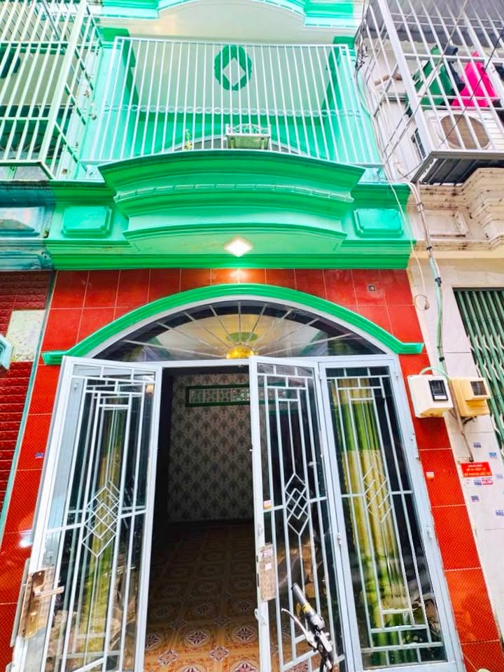 Nhà Huỳnh Văn Nghệ Tân Bình 22m² giá 3.3 tỷ - Ô tô tới cửa, hoàn công đủ!