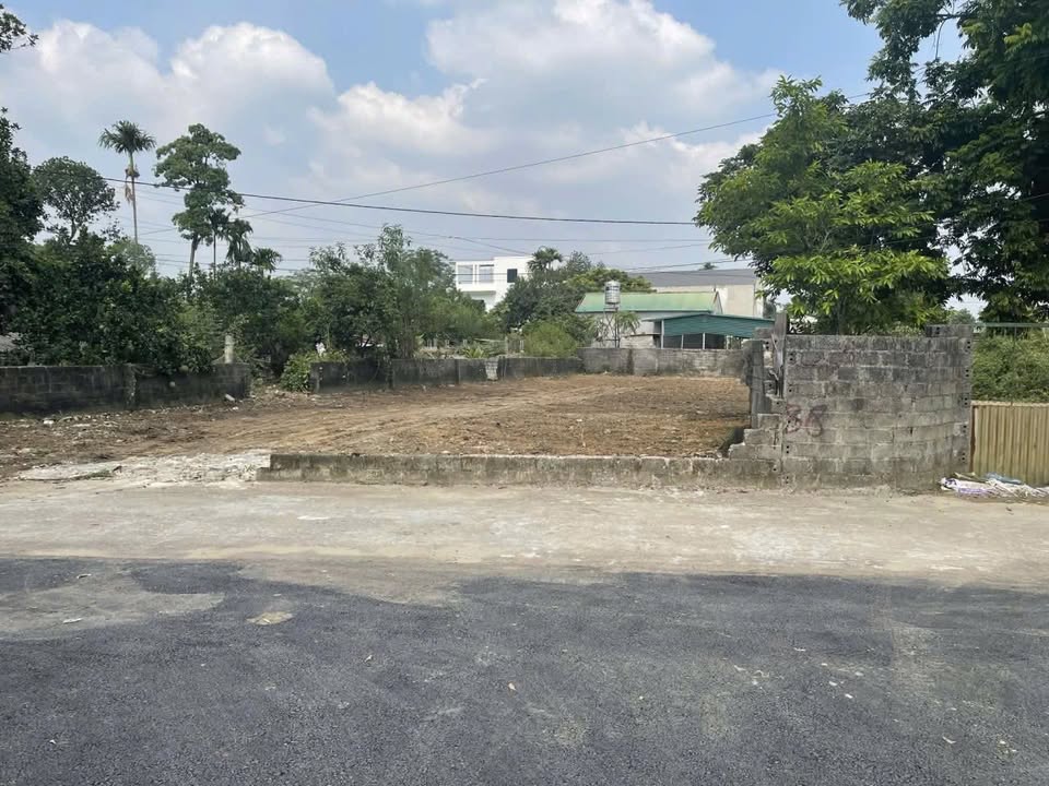 Đất nền Nhuận Trạch 629m² - Cách Hà Nội 35km - Cơ hội đầu tư hấp dẫn!