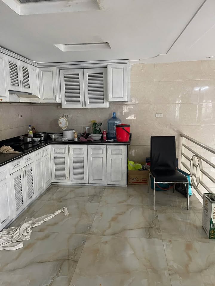 Nhà 5 tầng căn góc Quang Trung, TP Vinh 54m² giá 5 tỷ - Đầu tư sinh lời cao!