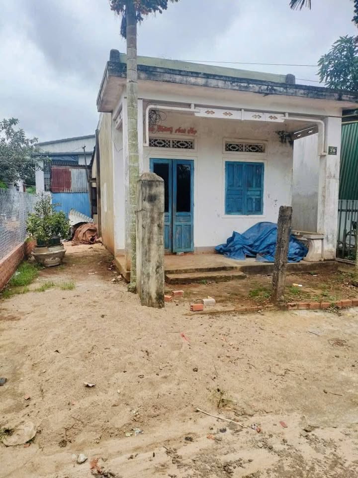 Bán đất mặt tiền Văn Tiến Dũng, Buôn Hồ 152m² giá 1.599 tỷ - Nhà cấp 4 kiên cố, đầy đủ công năng!