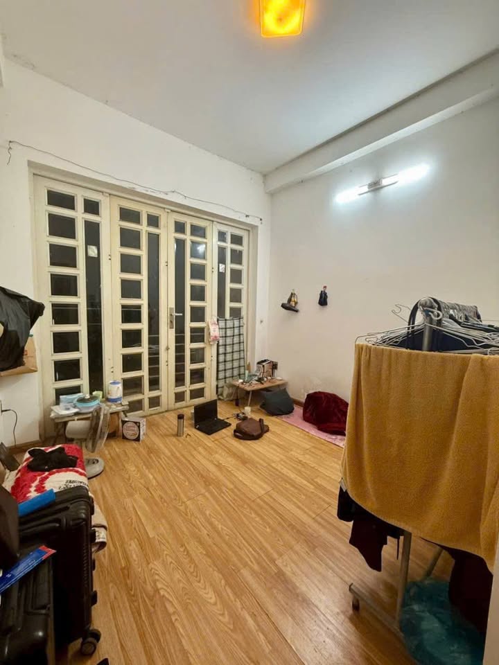 Cho thuê phòng trọ mini Hẻm 187 Trần Văn Đang 18m² giá 3.3 triệu - Giờ giấc tự do thoải mái!