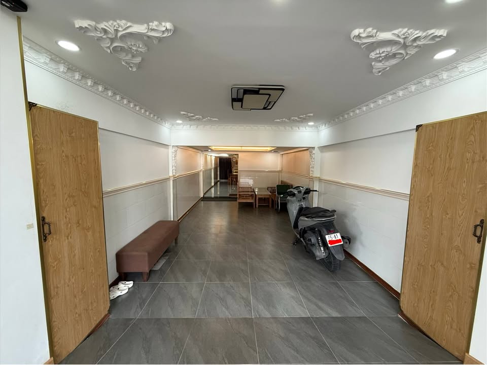 Nhà trệt lầu cho thuê tại chung cư 178 Lý Chính Thắng, 6m² - Vị trí lý tưởng cho kinh doanh!