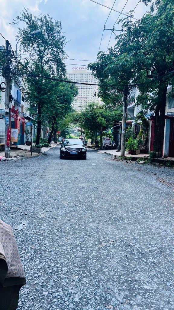 Căn hộ dịch vụ 4 tầng đường Phạm Hữu Lầu quận 7 diện tích 95m² giá 20 tỷ - Đầu tư sinh lời hấp dẫn!