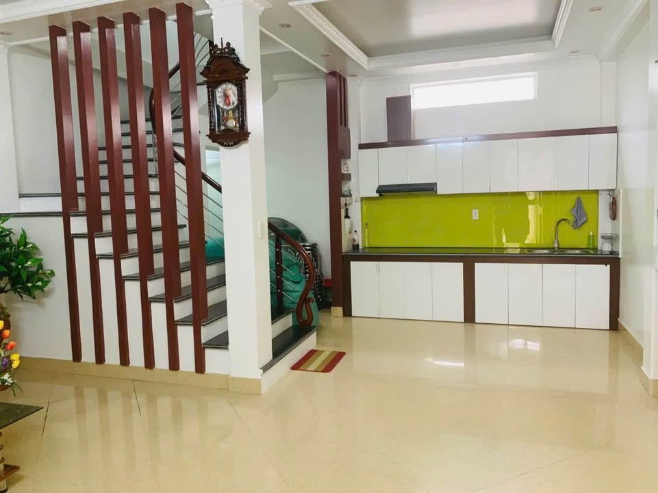 Nhà 3 Tầng Phường Bồ Xuyên 56m² giá 2 tỷ - Thiết kế hiện đại, ô tô vào tận nơi!