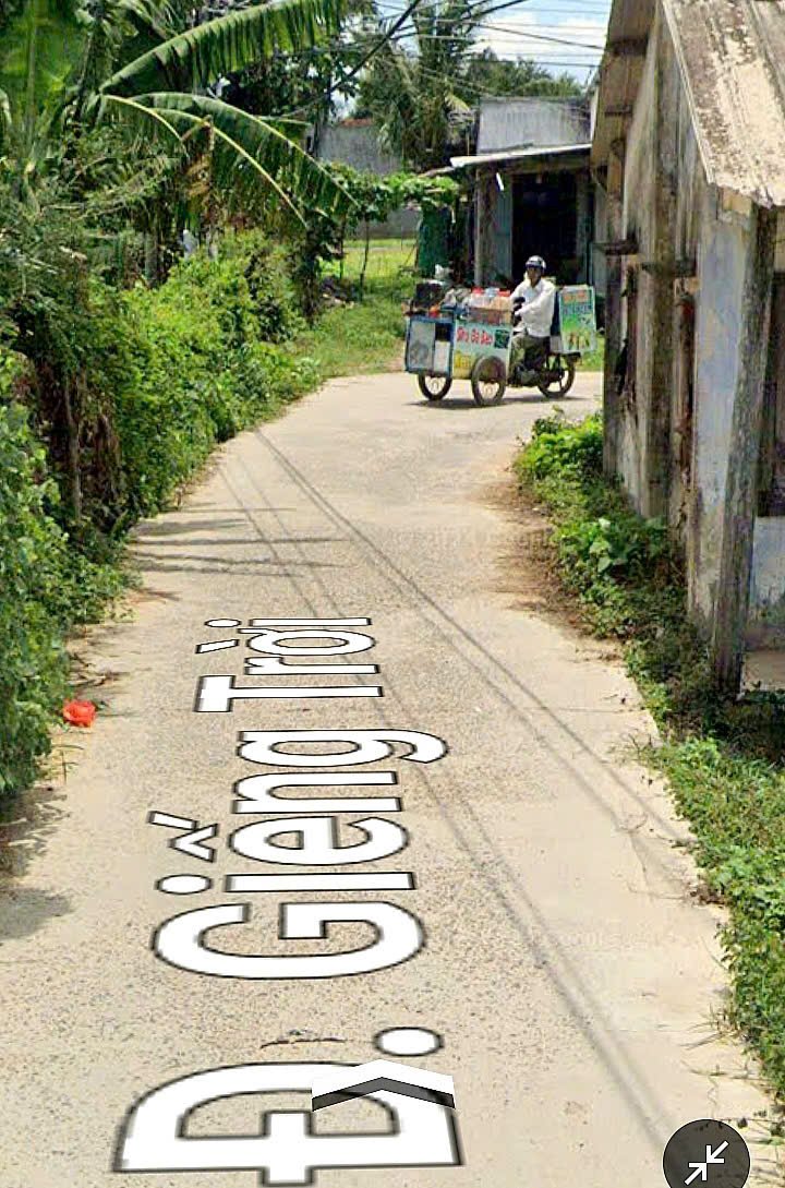 Đất tặng Nhà gác lửng tại Đường Giếng Trời, Hàm Thắng, 100m² - Giá chỉ 700 triệu!