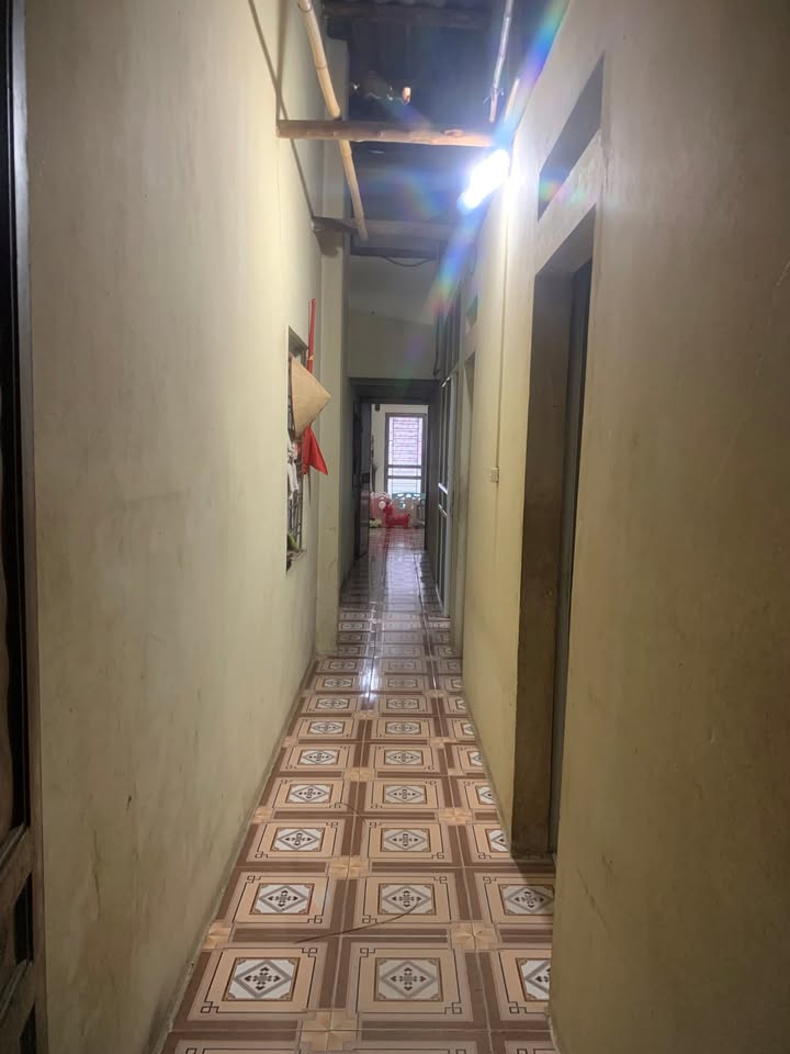 Nhà cấp 4 Cốc Lếu, Lào Cai 98m² giá 3.5 tỷ - Vị trí đẹp, gần chợ!