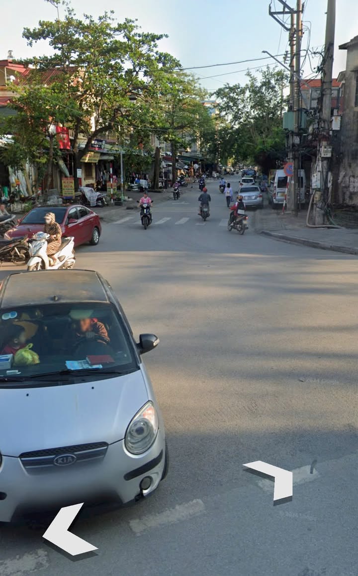 Bán gấp FrontHouse mặt đường Quang Trung, Uông Bí 50m² - Giá chỉ 2.5 tỷ, cơ hội đầu tư tốt!