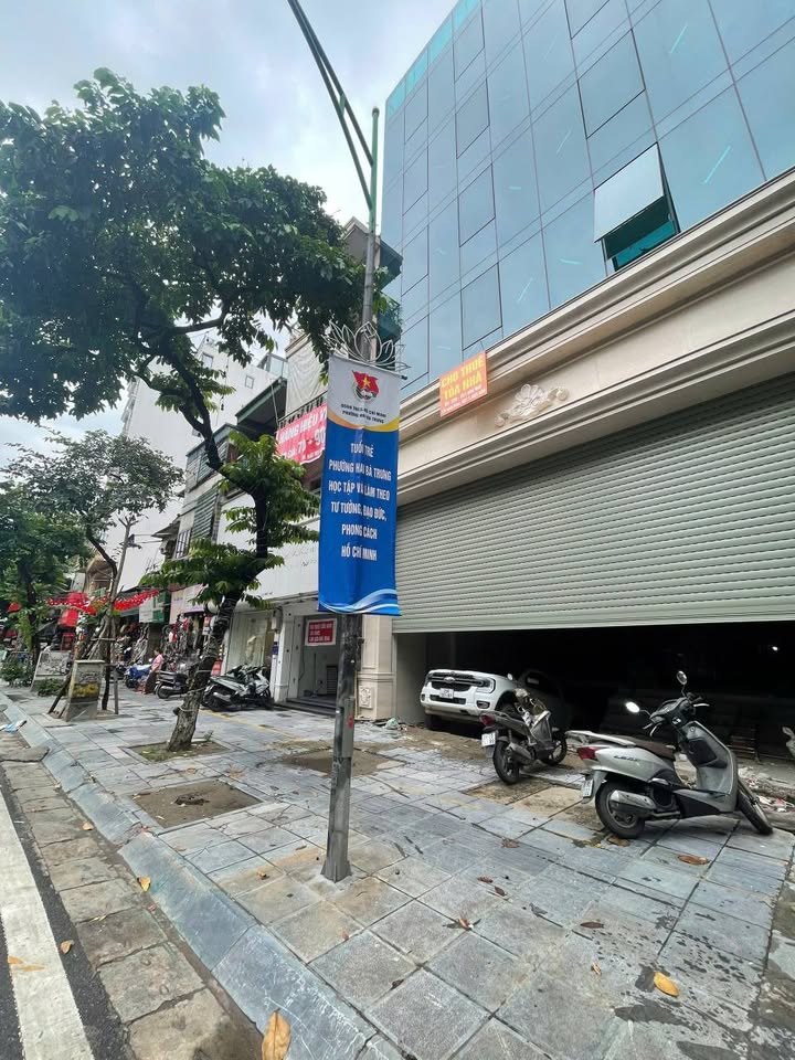 Cho thuê nhà mặt phố Xuân Thủy, Cầu Giấy 125m² giá 90 triệu - Vị trí kinh doanh sầm uất!