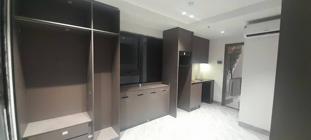 Nhà phố cho thuê Ngõ 43/66 Trung Kính, Cầu Giấy - Nội thất cao cấp, sẵn sàng ở ngay!