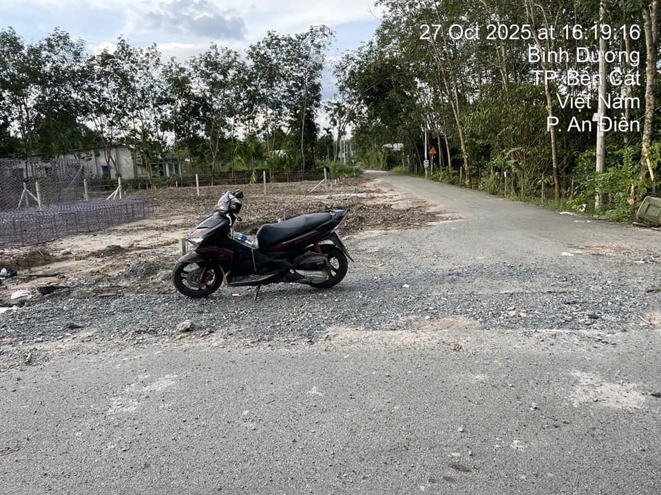 Đất nền góc 2 mặt tiền Phường Long Nguyên 60m² giá 1.8 tỷ - Cơ hội đầu tư tốt!