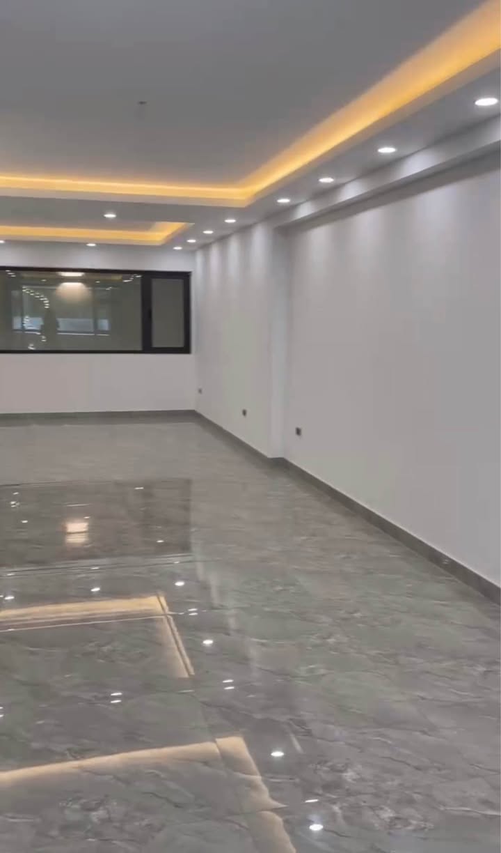 Cho thuê mặt bằng tầng 1, 2 ngõ 603 Lạc Long Quân, Tây Hồ 150m² - Vị trí đắc địa, giá tốt!
