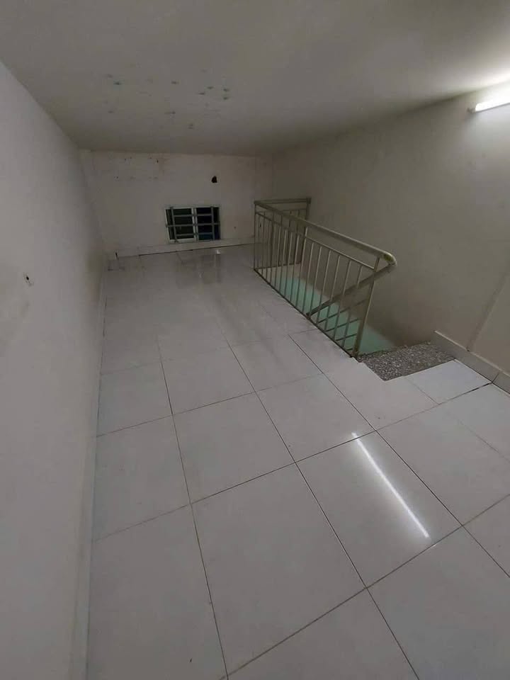 Nhà cho thuê Hóc Môn 21m² giá chỉ 2.2 triệu - Khu vực an ninh tốt!