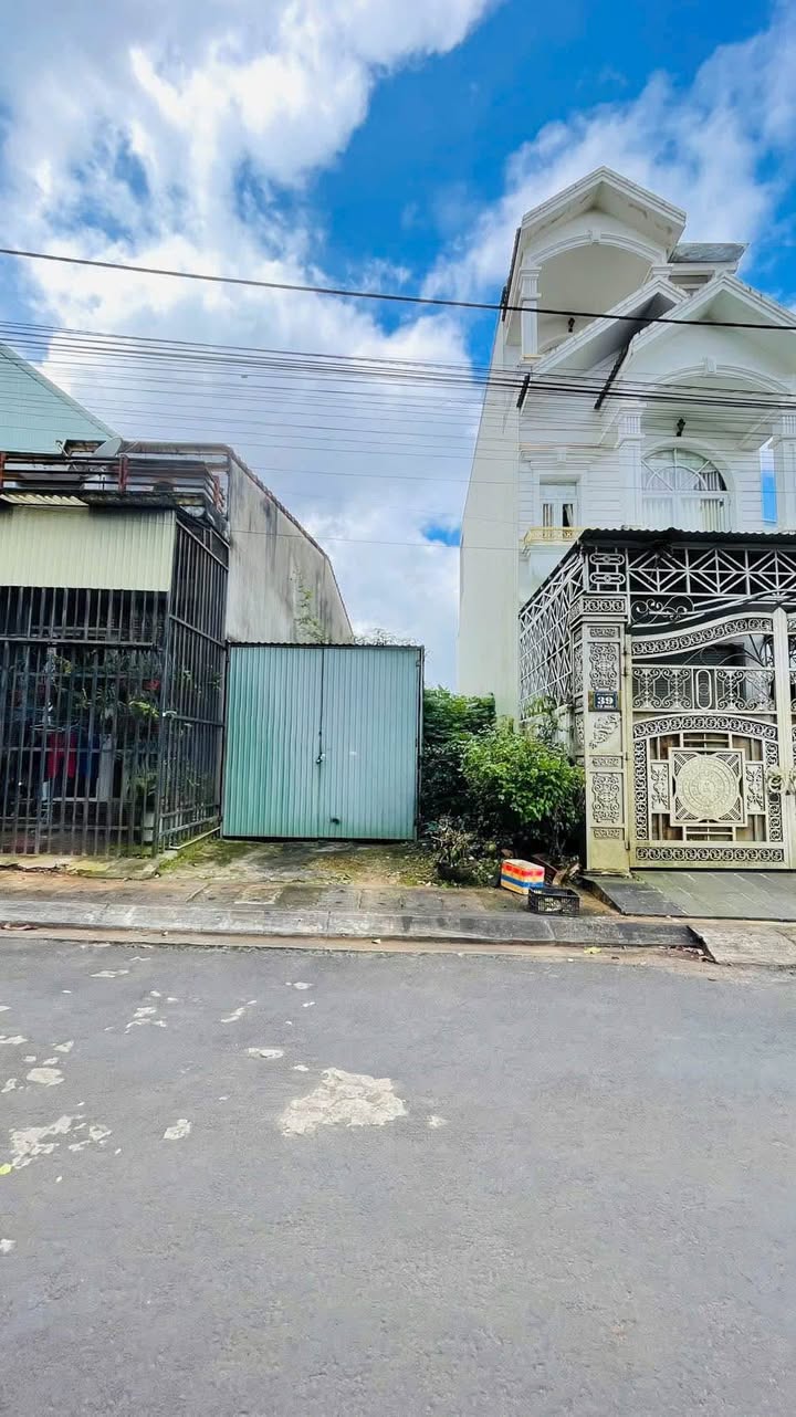 Đất mặt tiền Tô Hoài, Pleiku 125m² giá 3.29 tỷ - Đầu tư sinh lời lý tưởng!