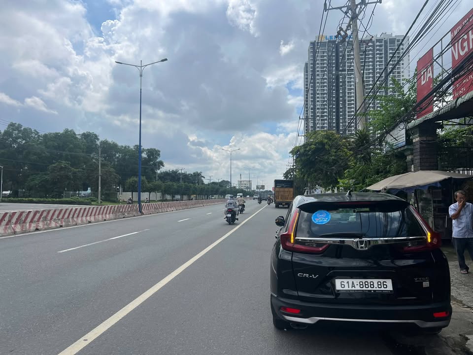 Đất mặt tiền Quốc lộ 13, phường Bình Hòa, 4000m² giá 60 triệu/m² - Đầu tư sinh lời ngay!